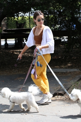 dogsla030522-106.jpg
