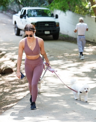 dogsla250422-011.jpg