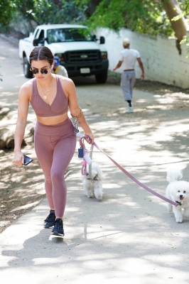 dogsla250422-012.jpg