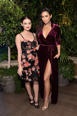 HQ
