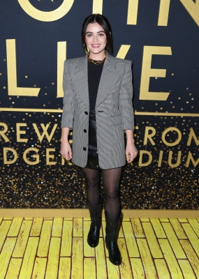 eltonjohnevent201122-029.JPG