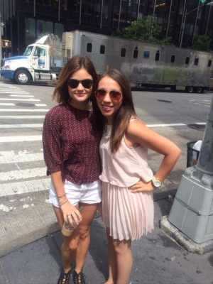 fansnyc0608-001.jpg