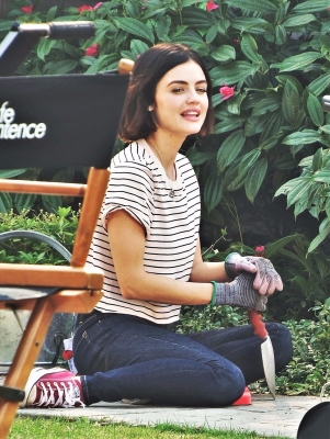 HQ
