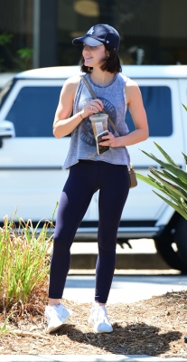 HQ
