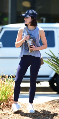 HQ
