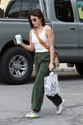 gettingcoffela030419-022.jpg