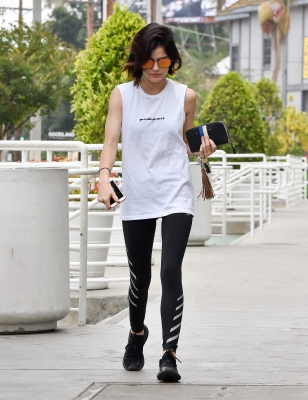 HQ
