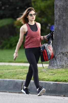 HQ
