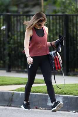 HQ
