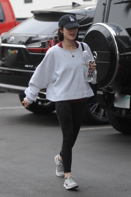 HQ
