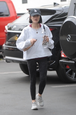 HQ
