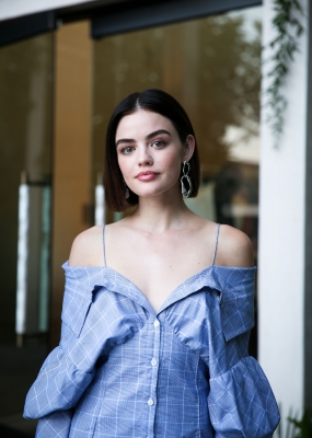 HQ

