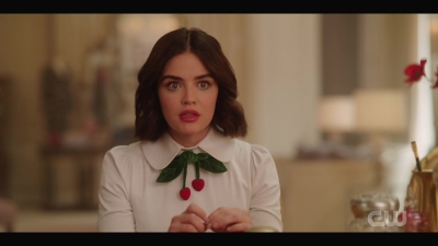 katy_keene_s01e01_1080p_web_h264-xlf_0360.jpg