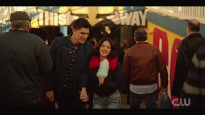 katy_keene_s01e01_1080p_web_h264-xlf_0719.jpg