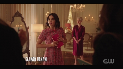 katy_keene_s01e01_1080p_web_h264-xlf_0787.jpg