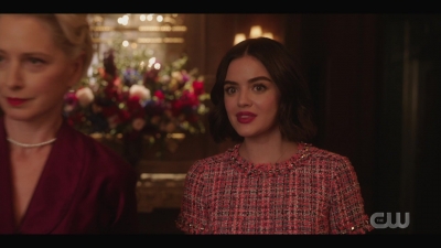 katy_keene_s01e01_1080p_web_h264-xlf_1049.jpg