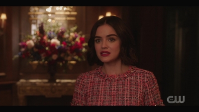 katy_keene_s01e01_1080p_web_h264-xlf_1050.jpg
