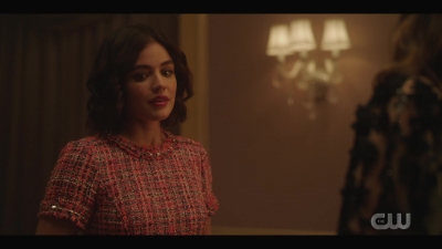 katy_keene_s01e01_1080p_web_h264-xlf_1110.jpg