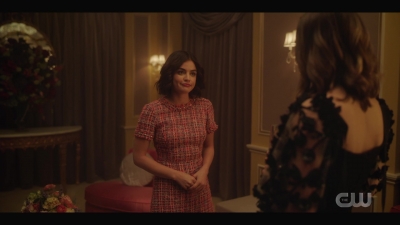 katy_keene_s01e01_1080p_web_h264-xlf_1133.jpg