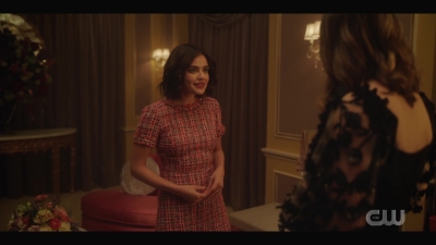 katy_keene_s01e01_1080p_web_h264-xlf_1139.jpg