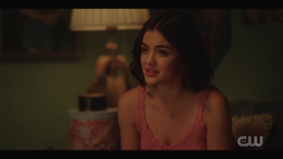 katy_keene_s01e01_1080p_web_h264-xlf_1273.jpg