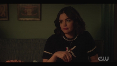 katy_keene_s01e01_1080p_web_h264-xlf_1800.jpg