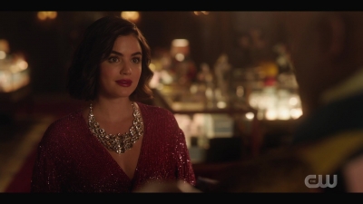 katy_keene_s01e01_1080p_web_h264-xlf_2170.jpg