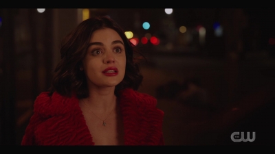 katy_keene_s01e01_1080p_web_h264-xlf_2453.jpg