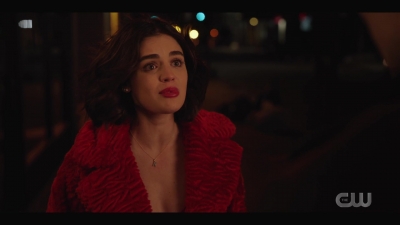 katy_keene_s01e01_1080p_web_h264-xlf_2473.jpg