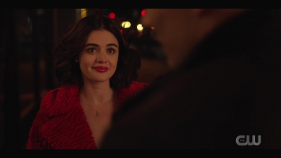 katy_keene_s01e01_1080p_web_h264-xlf_2493.jpg