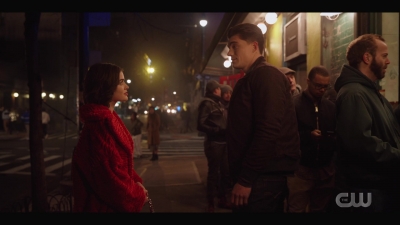 katy_keene_s01e01_1080p_web_h264-xlf_2497.jpg