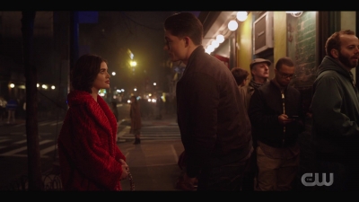 katy_keene_s01e01_1080p_web_h264-xlf_2498.jpg