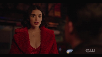 katy_keene_s01e01_1080p_web_h264-xlf_2500.jpg