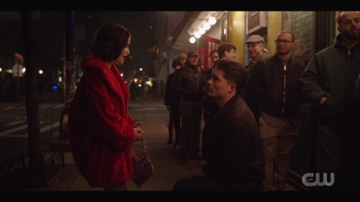 katy_keene_s01e01_1080p_web_h264-xlf_2504.jpg