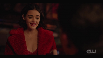 katy_keene_s01e01_1080p_web_h264-xlf_2509.jpg