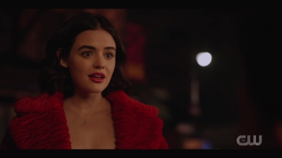 katy_keene_s01e01_1080p_web_h264-xlf_2514.jpg