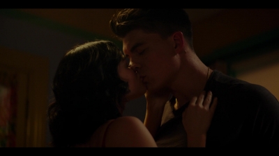 katy_keene_s01e02_1080p_web_h264-memento_0243.jpg