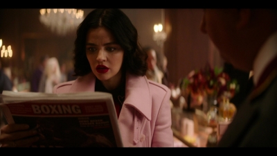 katy_keene_s01e02_1080p_web_h264-memento_0394.jpg