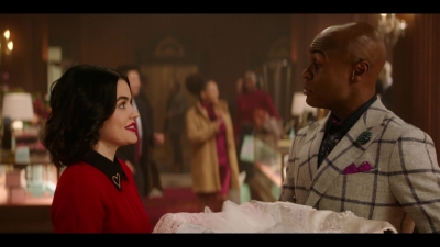 katy_keene_s01e02_1080p_web_h264-memento_0504.jpg