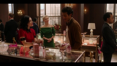 katy_keene_s01e02_1080p_web_h264-memento_0804.jpg