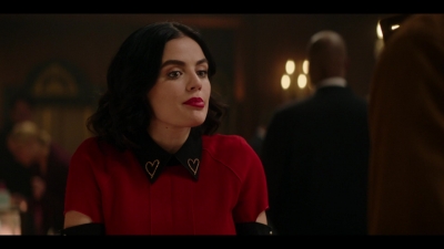 katy_keene_s01e02_1080p_web_h264-memento_0809.jpg