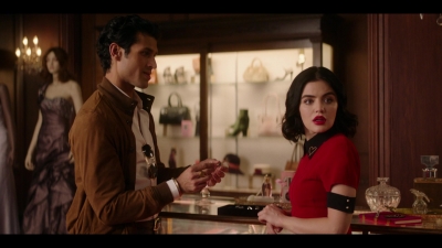 katy_keene_s01e02_1080p_web_h264-memento_0844.jpg