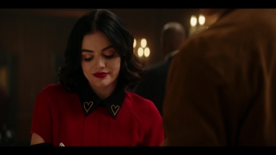 katy_keene_s01e02_1080p_web_h264-memento_0969.jpg