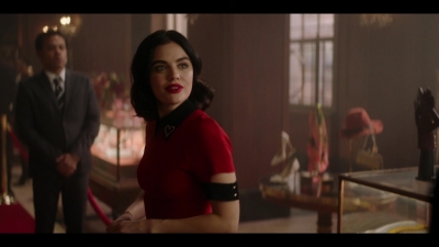 katy_keene_s01e02_1080p_web_h264-memento_0980.jpg