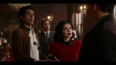 katy_keene_s01e02_1080p_web_h264-memento_1016.jpg