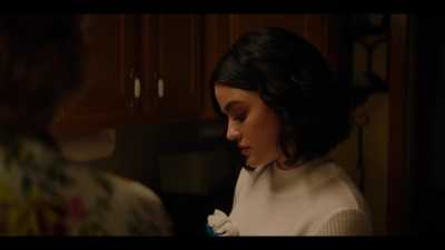 katy_keene_s01e02_1080p_web_h264-memento_1321.jpg
