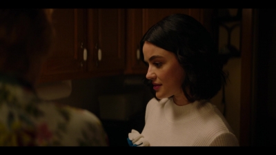 katy_keene_s01e02_1080p_web_h264-memento_1332.jpg