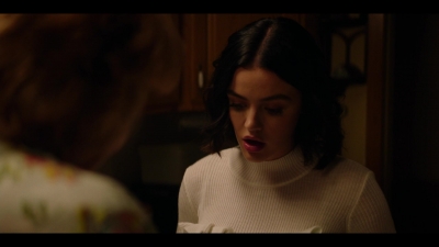 katy_keene_s01e02_1080p_web_h264-memento_1376.jpg