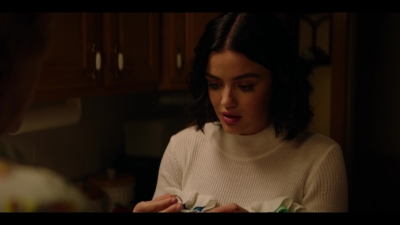 katy_keene_s01e02_1080p_web_h264-memento_1386.jpg