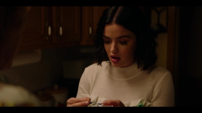 katy_keene_s01e02_1080p_web_h264-memento_1387.jpg